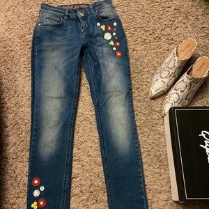 Super comfy to wear size 27